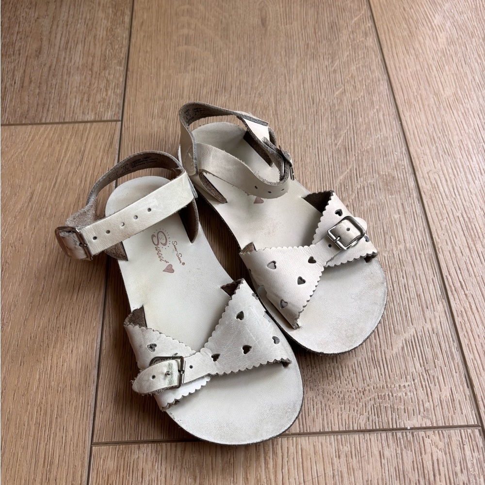 Little Girls Sunsans Sandals Size 12